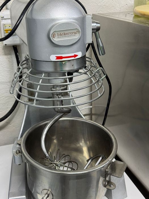 Миксер Backercraft B10