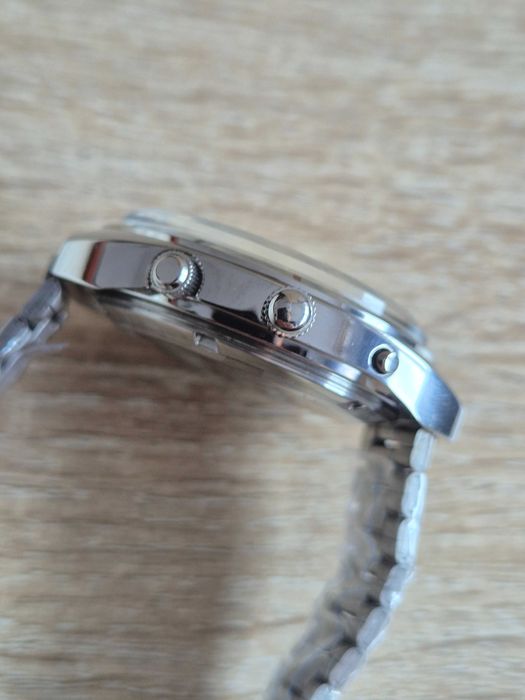 Ceas orient multicalendar automatic.