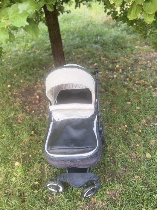 Продам коляску в хорошем состоянии