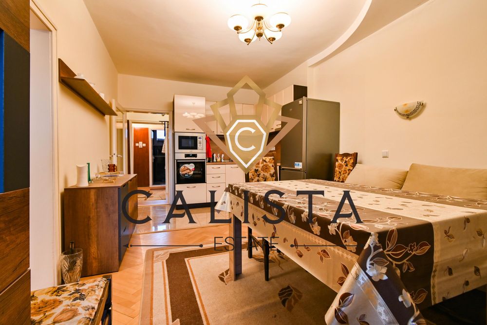 Дава се под наем Четиристаен апартамент в София, Оборище - 90 кв.м за 800 € - Снимка #1