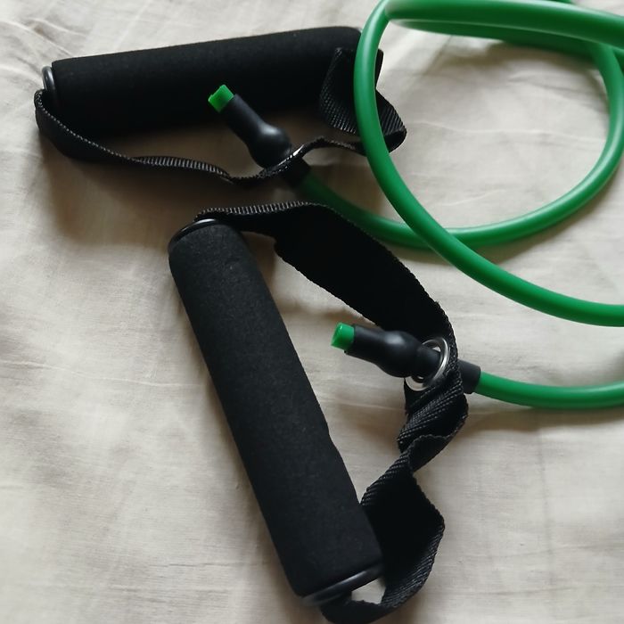 Banda de rezistenta cu manere, latex ecologic, verde, 140cm,noua