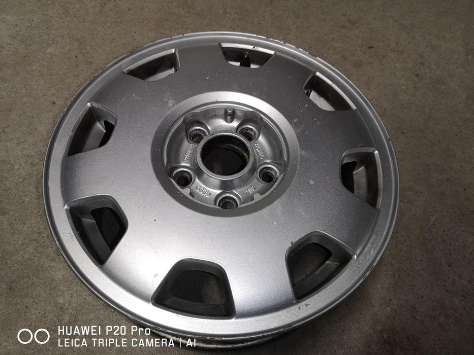 Продавам 1 бр Алуминиева джанта 5x112 15 цола 6 J* ЕТ 45*
ц.о 57.1 мм