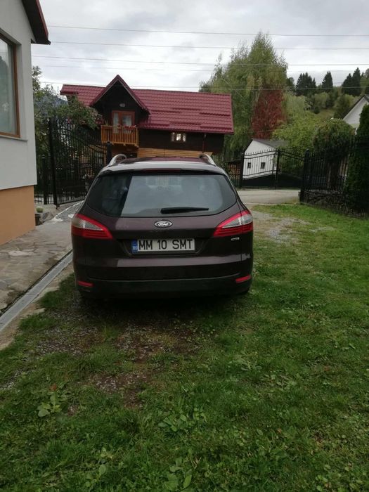 Vând mașină Ford Mondeo 2010
