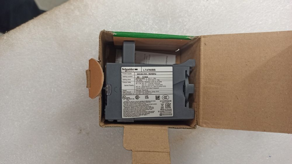 Електронно реле 0,5 A 6A 24V AC Schneider