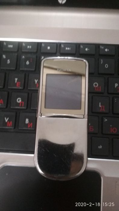 Nokia 8800 Sirocco/Сирокко Сильвер.