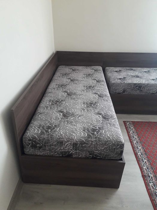 Ъглови легла с повдигащ механизъм