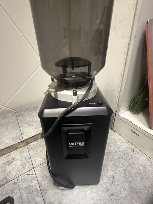 Кофемолка WPM (Welhome Pro) ZD-19