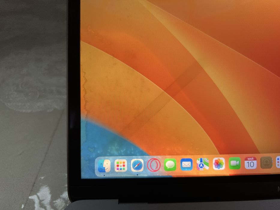 MacBook Pro 13-14 inch