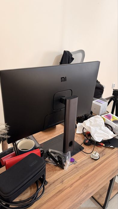 Mi 2k gaming monitor 27”