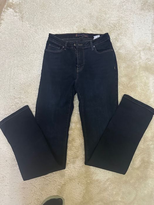 Нови дънки Lacarino