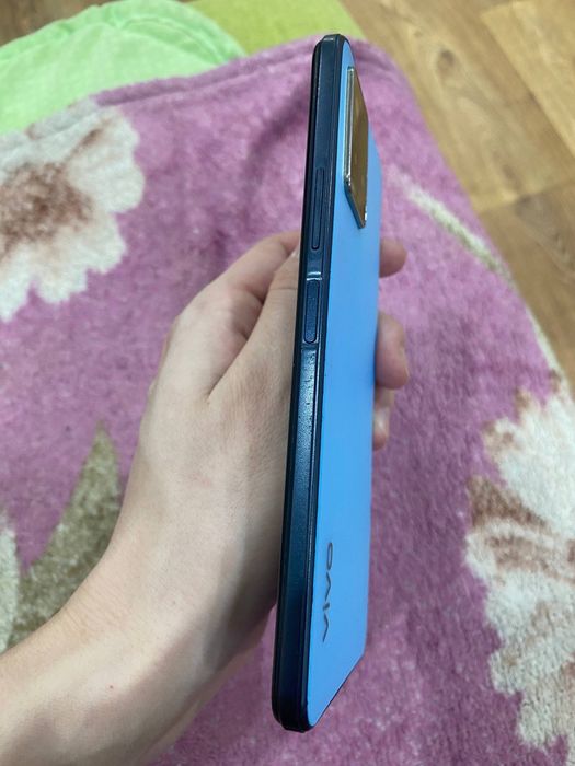 Продам телефон Vivo Y33s