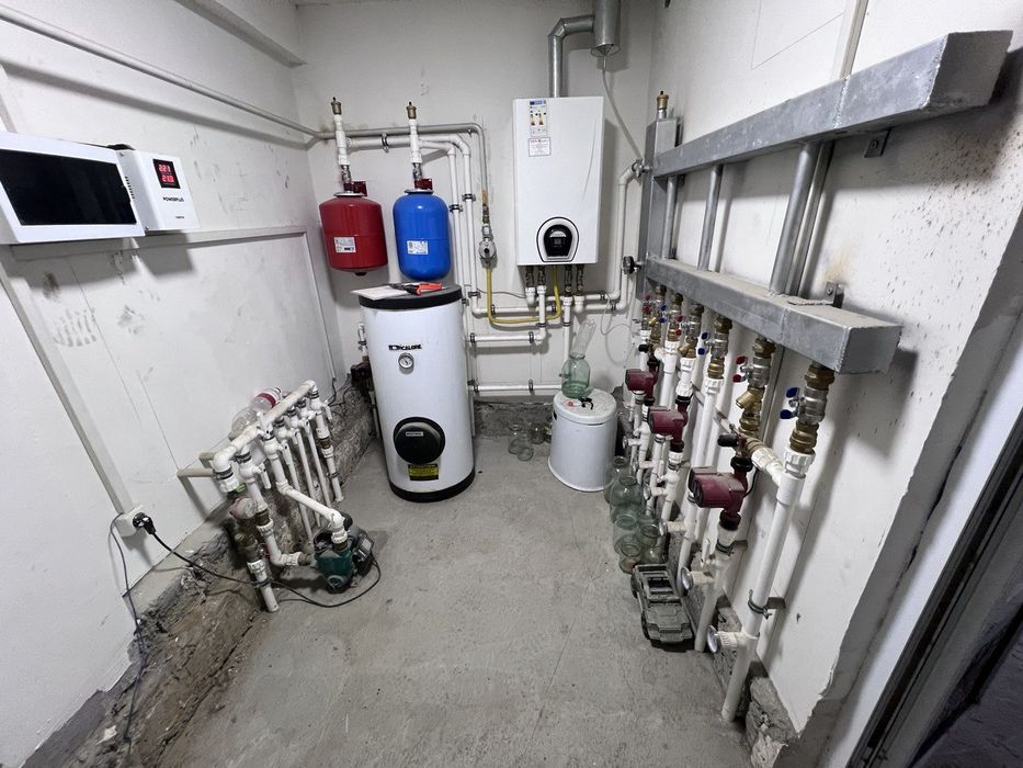 Сергели чорток участа 4.3 соток 5 комнатная