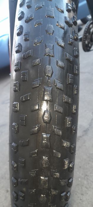 Bonvi velosiped 7 talik skoris holadi yaxshi kamirlari2,qavatli