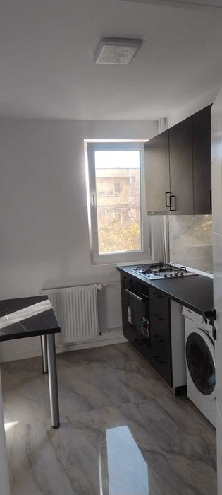 Apartament cu 2 camere de închiriat – renovat recent