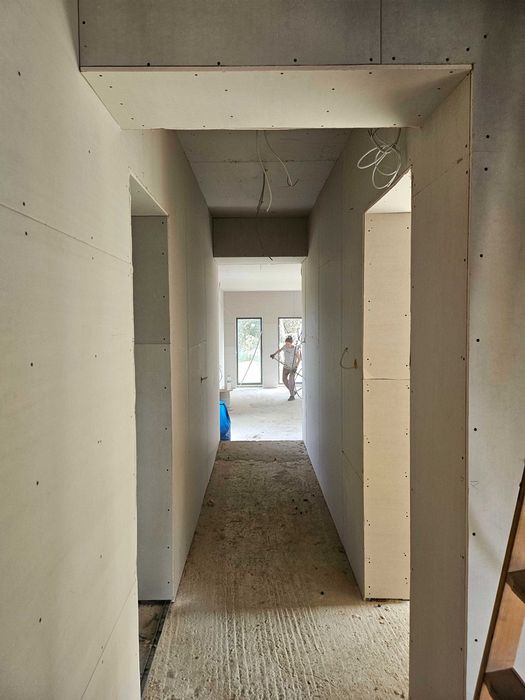 Продава се Къща в Добрич, Строител - 176 кв.м за 682 €/кв.м - Снимка #14