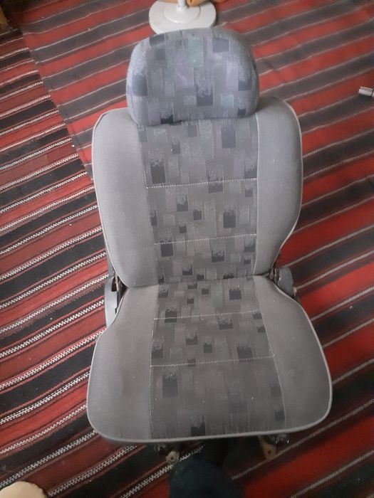 Eshiklar toza kraskasi yoq