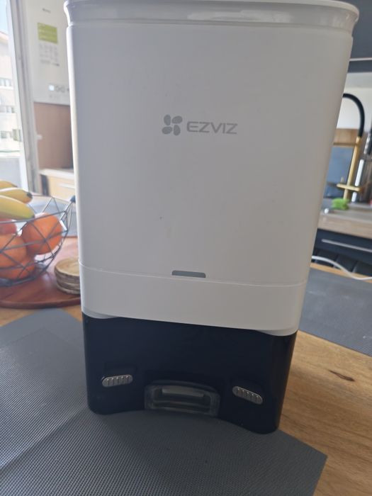 Aspirator robot cu funcție mop EZVIZ  RE4 PLUS  cu stație + 4 saci + 3 lavete + filtru