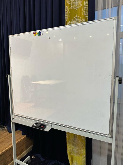 Конференц зал/коворкинг