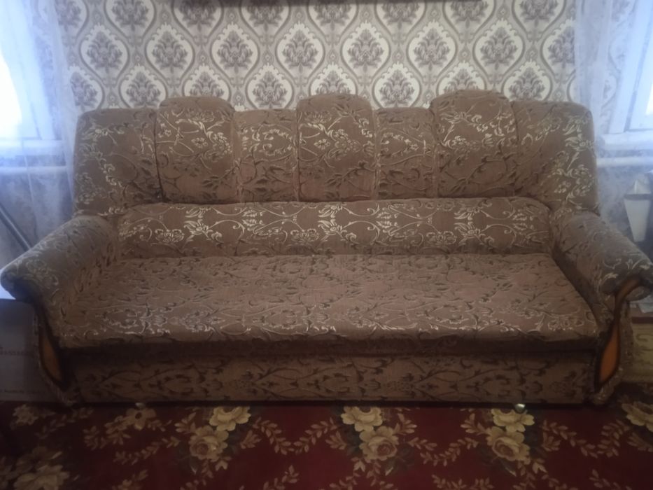 Диван.       Кресло.