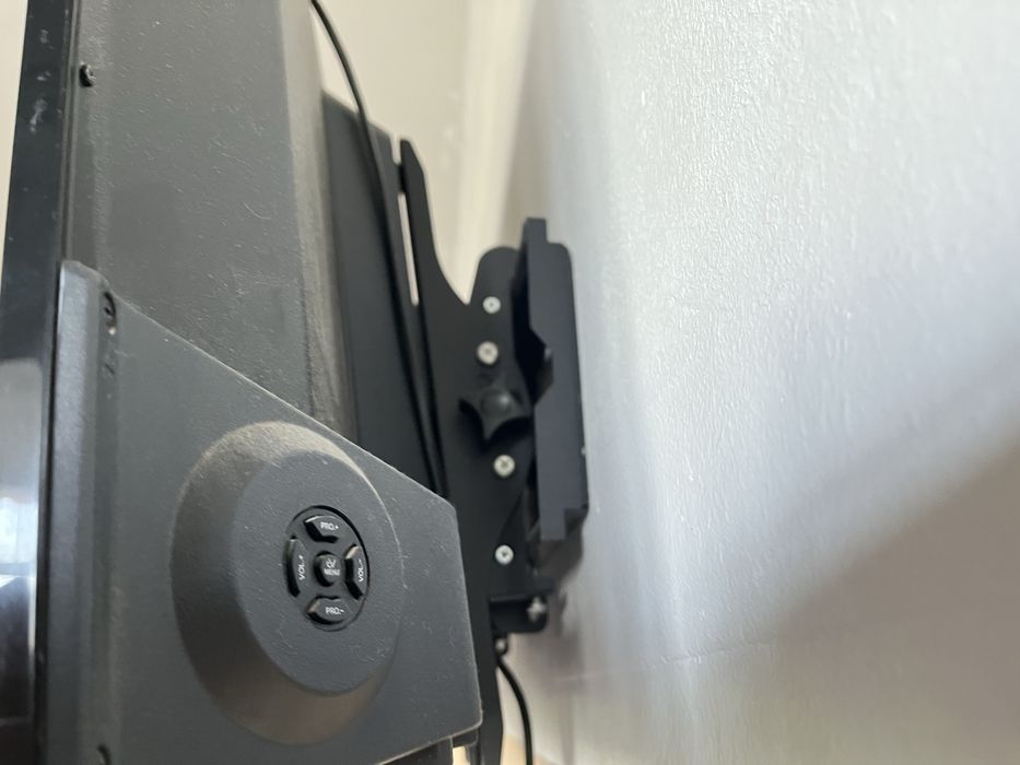 Smart televizor sotiladi artel 32