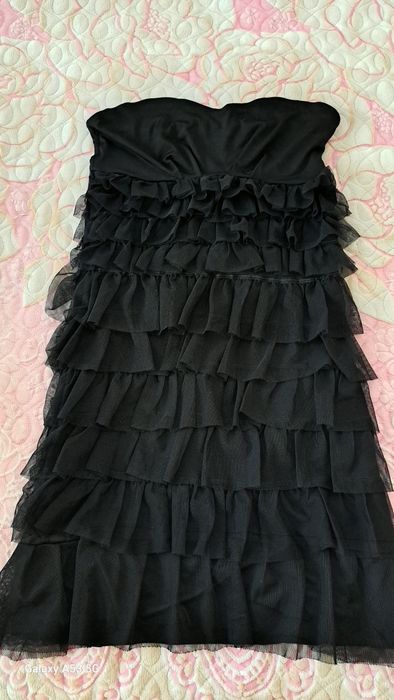 Платье с пайетками праздничное