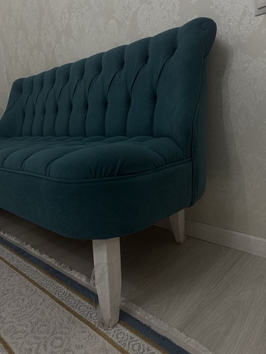 Продам диван новыйй