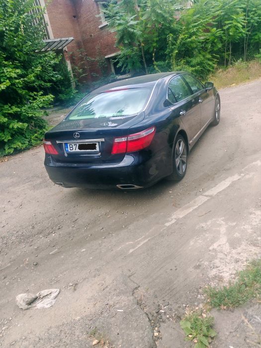 Lexus Ls600h Long 455Cp (full led adaptiv,pneumatic,trapa,piele+mahon+plafon piele întoarsă etc)