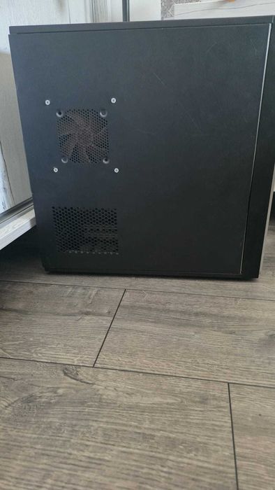 Unitate PC Custom + Monitor
