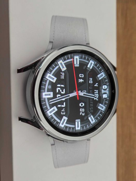 Samsung Galaxy Watch6 Classic, 47mm, stare impecabila