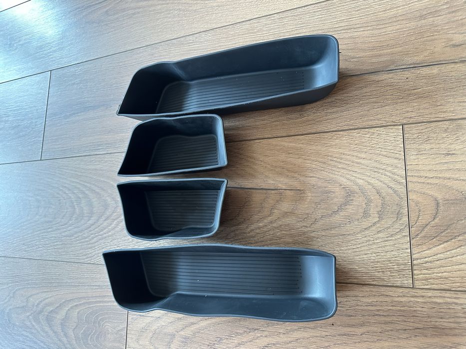 BYD yuan UP органайзер