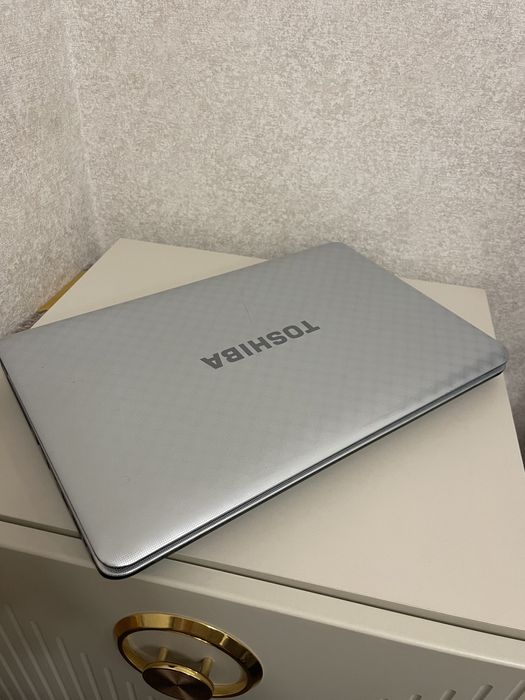 Ноутбук Toshiba L750