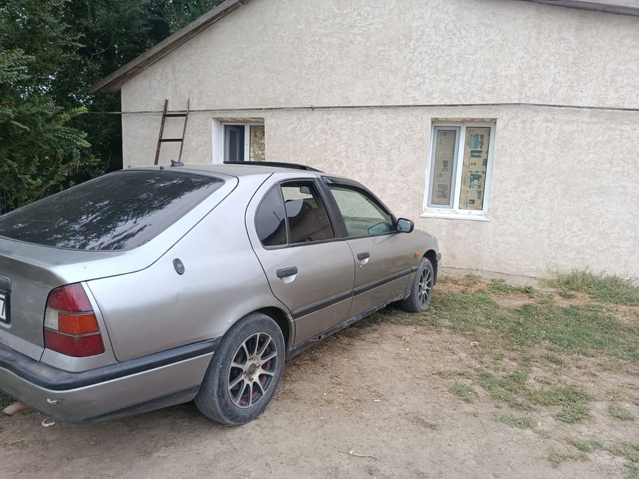 Nissan primera 10