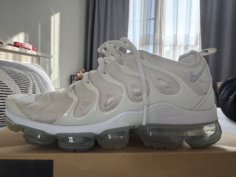Продавам Nike Vapormax plus (ОРИГИНАЛНИ!)