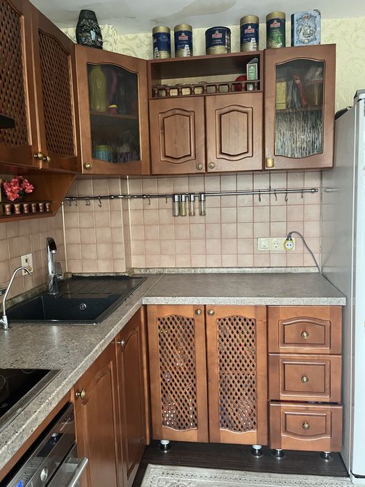 Продаю кухню ( береза фасад).