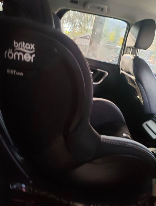 Scaun copil rotativ britax romer
