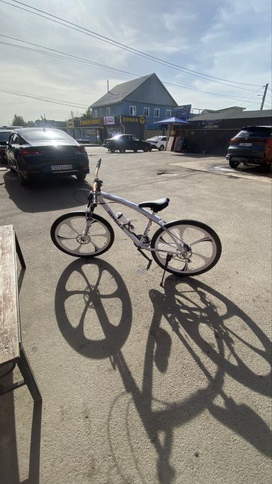 Продам бмв велик