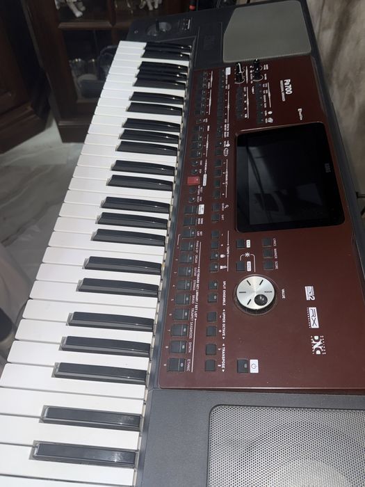 Korg pa 700 stare impecabilă!