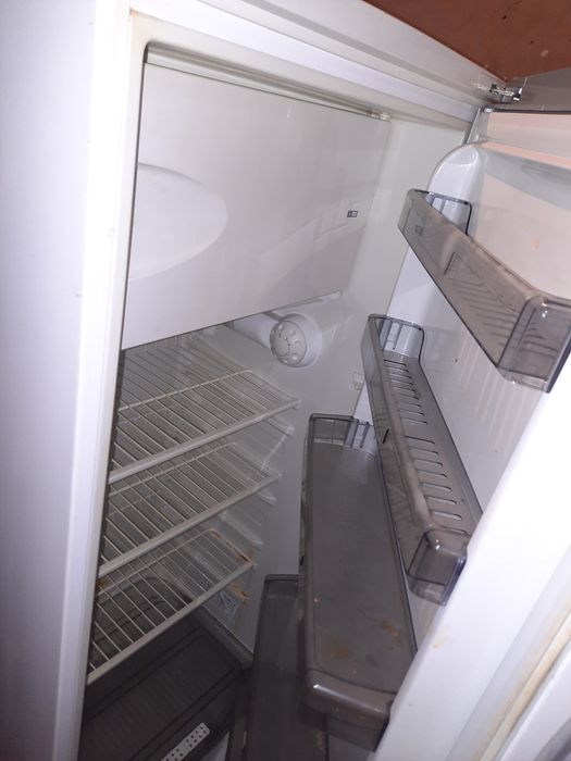 congelator și frigider