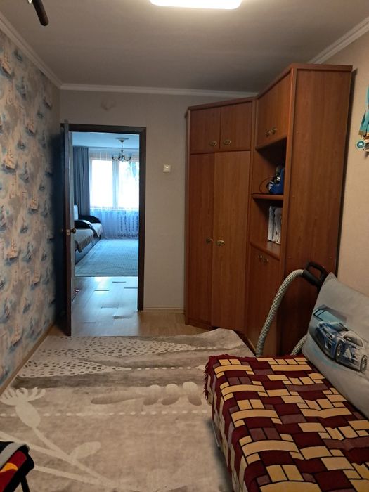 Продам 4-х комнатную квартиру