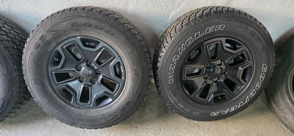 Roti Jeep Wrangler 5x127