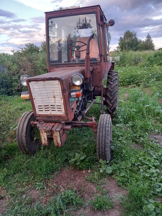 Продам трактор т25