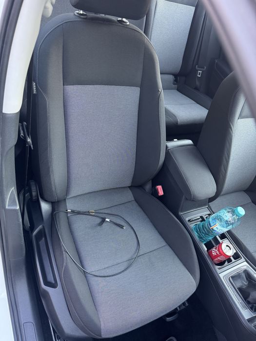 Curatare tapiterii auto/casa