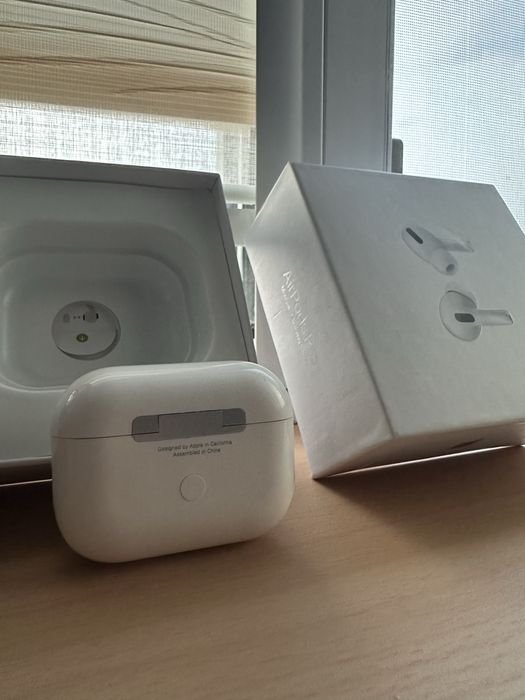 Apple AirPods 1 generation НОВИ