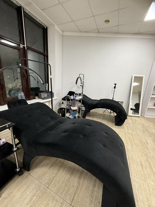 Продам 2 анатомические кушетки