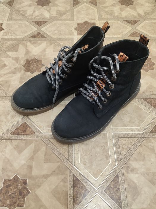 Ботинки натуральная замшевые