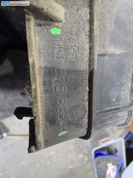 Carcasa Suport Cutie Tava Baterie Acumulator Seat Leon 2 2005 - 2012 Cod 1K0915333C, 1K0915335C, 1K0915443A [LN2077]