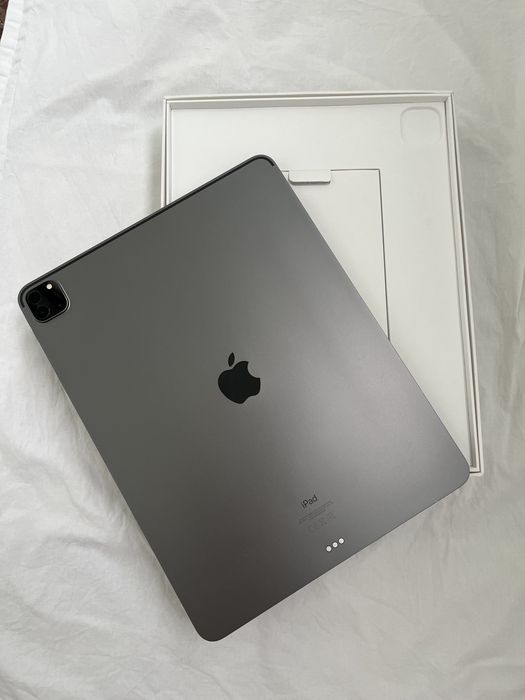 iPad Pro 12.9 inch Gen. 4 128 GB Wi-fi