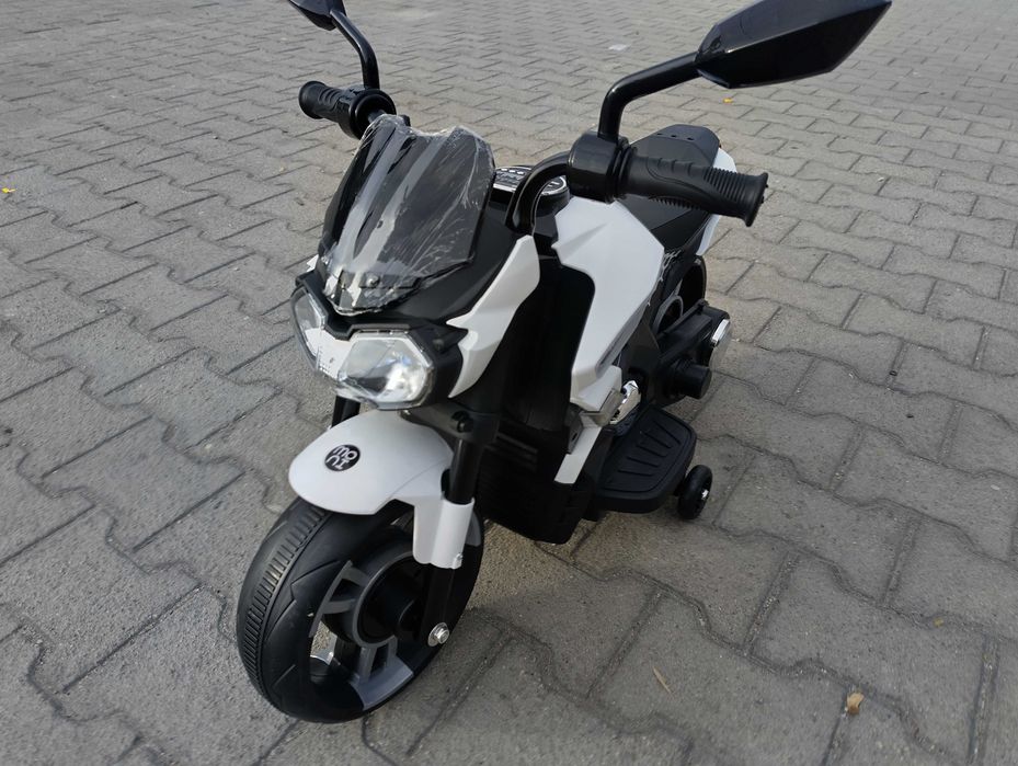 US Акумулаторен мотор HOUSTON бял