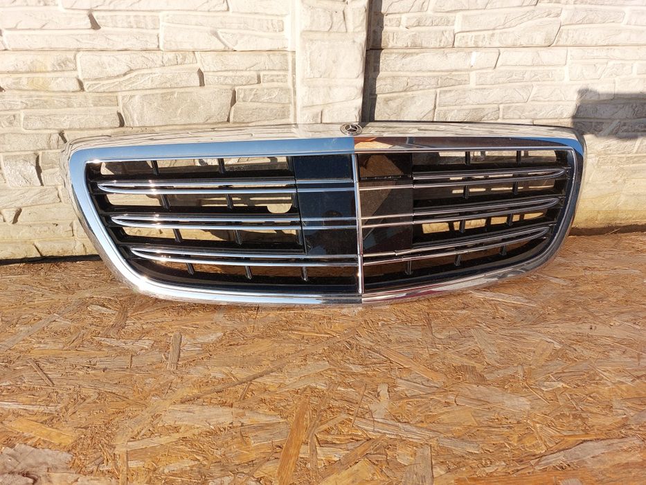 Grila bara fata mercedes s class w222 dupa anul 2014 originala