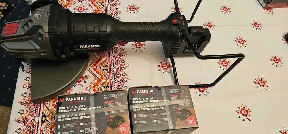 Polizor unghiular  flex fara fir Parkside Performance PWSAP 40-Li A1